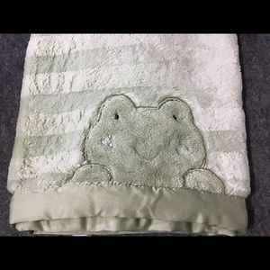 💖Carter’s Kids Line Reversible Frog Baby Blanket